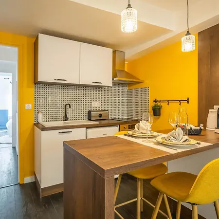 Le Perfect Apartment *